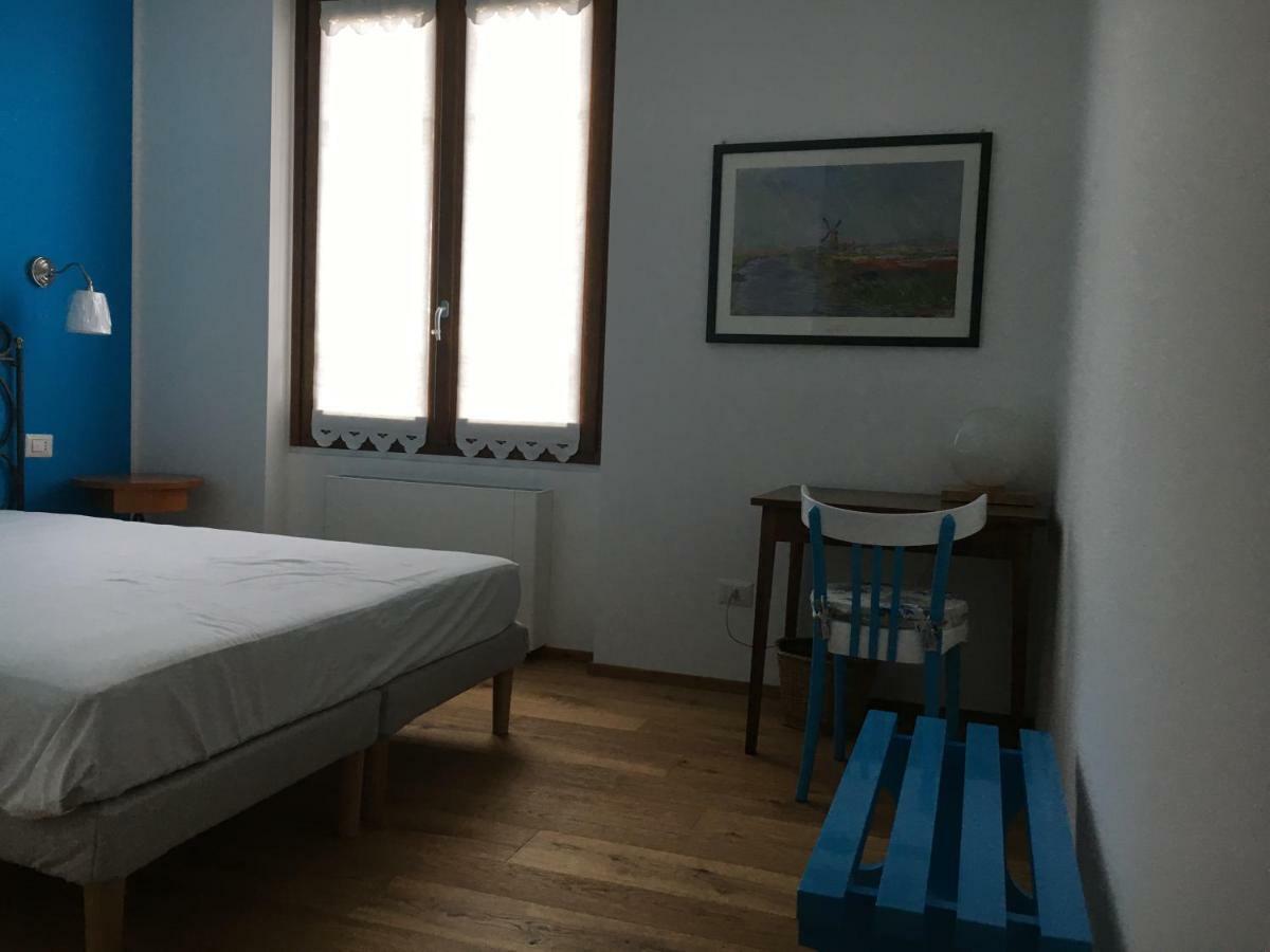 Elleboro Bed & Breakfast Carugo Bagian luar foto