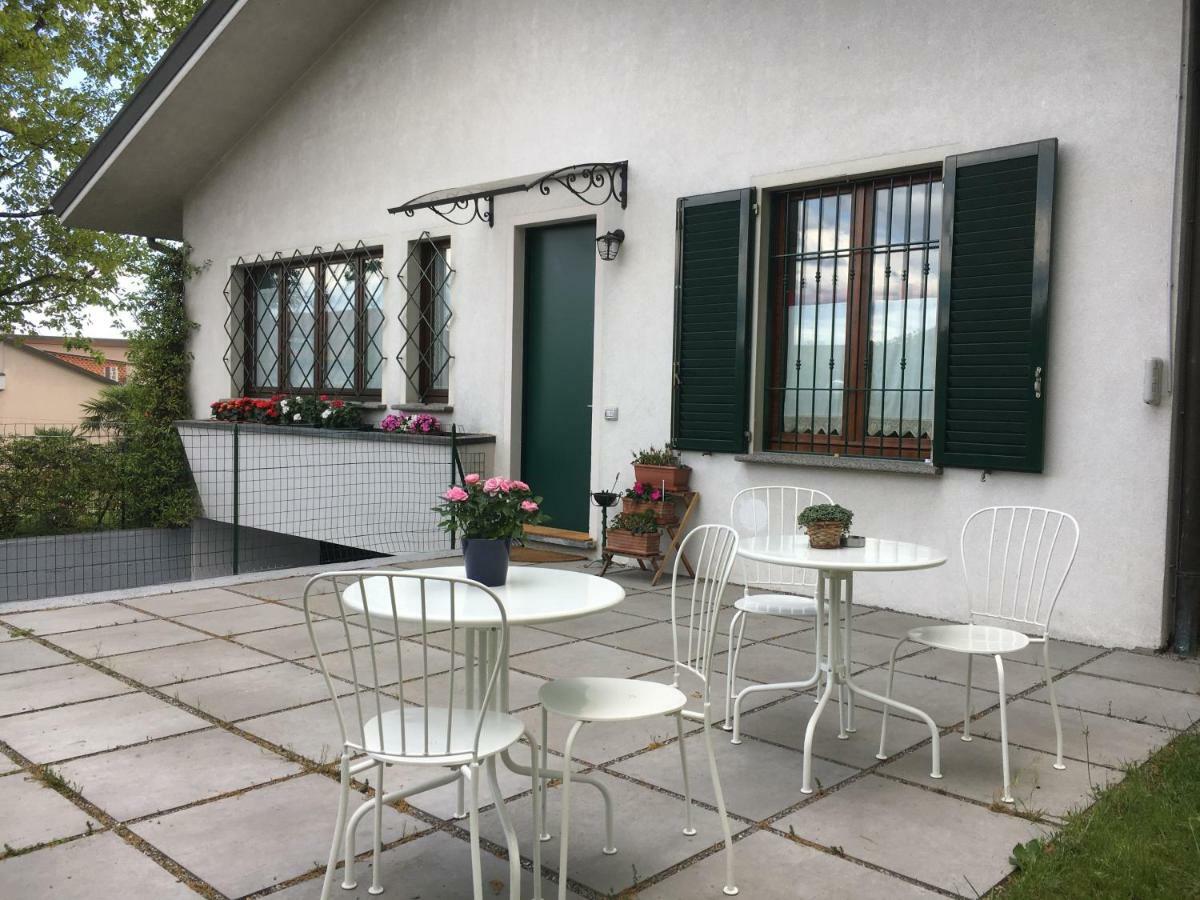 Elleboro Bed & Breakfast Carugo Bagian luar foto