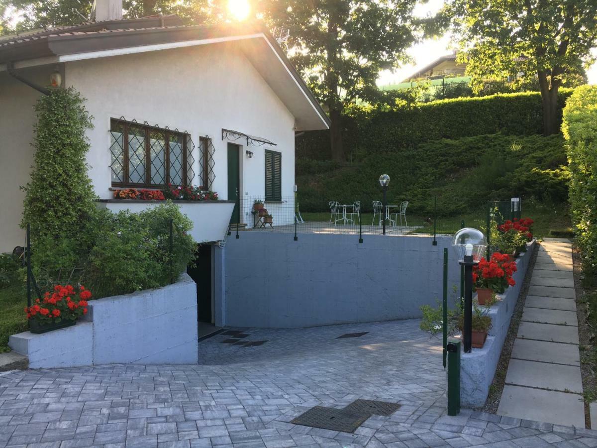 Elleboro Bed & Breakfast Carugo Bagian luar foto
